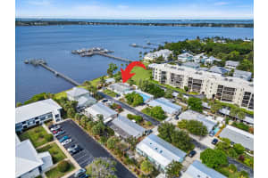 13 Se Sailfish Lane, Stuart