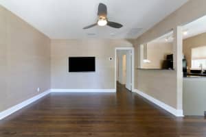 123 N Palmway Drive Guest House, Lake Worth Beach