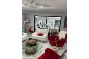 10271 N Circle Lake Drive 102, Boynton Beach