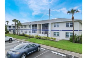 1530 Se Royal Green 108 Circle 108, Port Saint Lucie