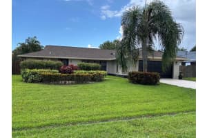 326 Ne Surfside Avenue, Port Saint Lucie