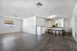 8642 Sunset Drive, Palm Beach Gardens