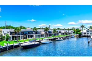 3137 Spanish Trail 19, Delray Beach
