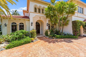 678 Hermitage Circle, Palm Beach Gardens