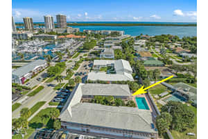 148 Yacht Club Drive 12, North Palm Beach