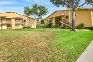 6053 10th 140 Avenue N 140, Greenacres