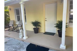 1008 2nd Street, Lake Park