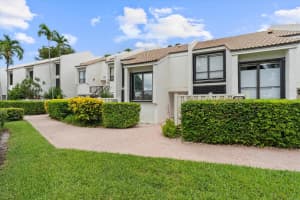 609 Bridgewood Drive, Boca Raton