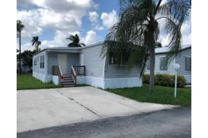 89 Bridgette Blvd, Lake Worth