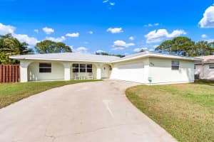2252 Se Wald Street, Port Saint Lucie