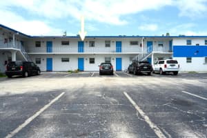 410 W Palm Street 24, Lantana