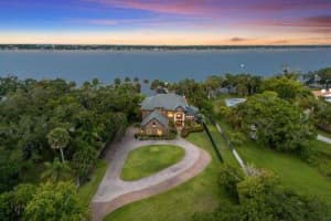 4297 Crooked Mile Road, Merritt Island