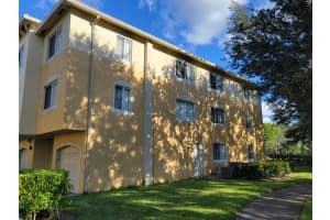 1400 Crestwood Court S 1409, Royal Palm Beach