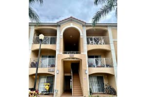5590 Nw 61st Street 818, Coconut Creek