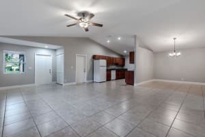 1025 Staghorn Street, Wellington