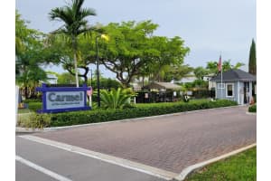 905 Ne 199th Street 105, Miami
