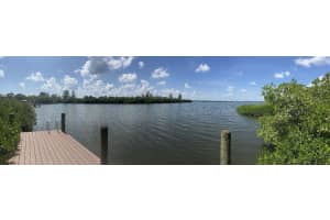 355 Cathedral Oaks Drive, Vero Beach