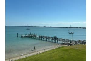 30 Harbour Isles 305 Drive W 305, Fort Pierce
