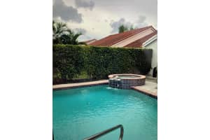 17275 Ventana Drive, Boca Raton