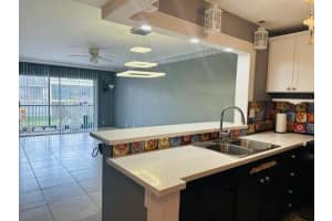 4147 Nw 90th Avenue 207, Coral Springs