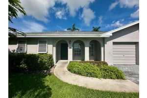 6401 Ne 7th Avenue, Boca Raton