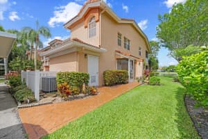 7825 Whispering Palms Drive 202, Boynton Beach