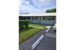 101 Leisure Lake Circle 109, Boynton Beach