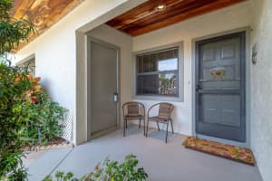 6295 Se Charleston Place 101, Hobe Sound
