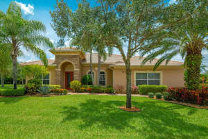 7422 Se Belle Maison Drive, Stuart