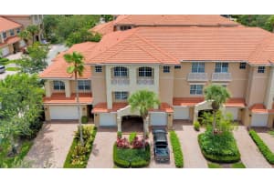 4703 Artesa Way E, Palm Beach Gardens