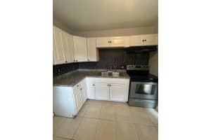 3208 Louisiana Avenue 8, Fort Pierce