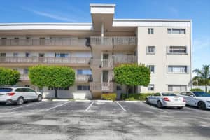 300 Waterway Drive S 208, Lantana