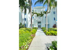 341 Bay Colony Drive N 341, Juno Beach