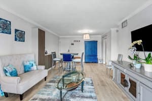 2970 Ne 16th Avenue 209, Oakland Park