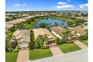 206 Se Courances Drive, Port Saint Lucie