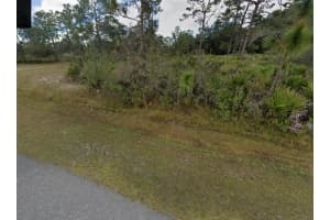 724 Hibiscus Drive, Indian Lake Estates
