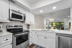 508 Brackenwood Place, Palm Beach Gardens