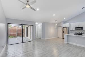 1240 Summit Place Circle D, West Palm Beach
