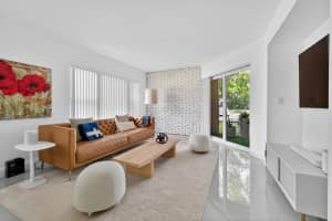 4807 Via Palm Lake 1501, West Palm Beach