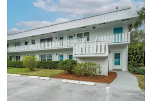 2929 Se Ocean Boulevard 122-4, Stuart