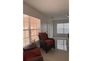 592 Sw Tarra Avenue, Port Saint Lucie
