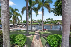 728 Waterway Drive, North Palm Beach