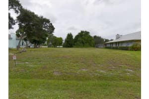 733 Se Hidden River Drive, Port Saint Lucie