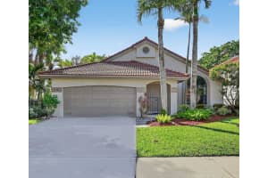 476 Nw 38th Avenue, Deerfield Beach
