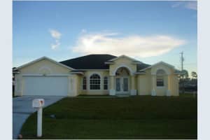 601 Sw Grove Avenue, Port Saint Lucie