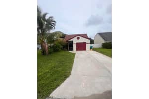 39 E Tara Lakes Drive E, Boynton Beach