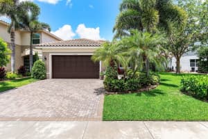 8388 Calabria Lakes Drive, Boynton Beach