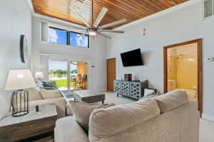 12542 Westhampton Circle, Wellington