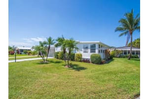 66 Ne Pinelake Village Boulevard, Jensen Beach