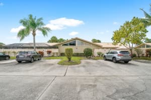 5933 Golden Eagle Circle, Palm Beach Gardens